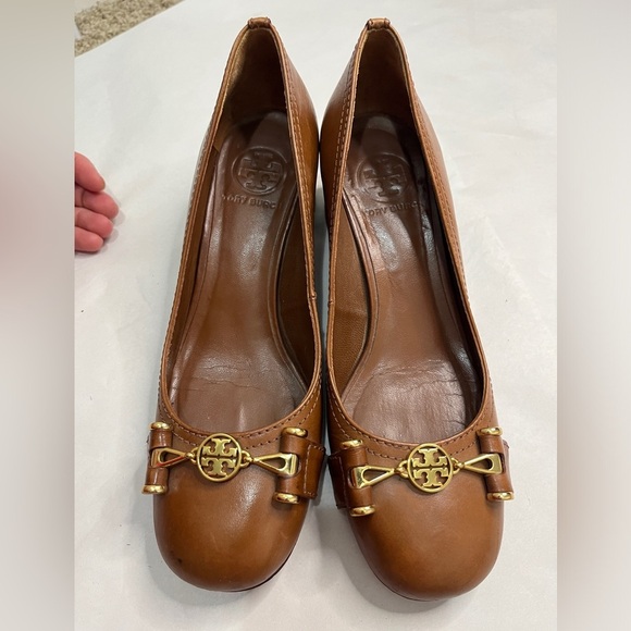 Tory Burch Tan New Janey Leather Block Heel Pump 6.5 - Picture 6 of 11
